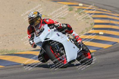 media/Sep-30-2023-SoCal Trackdays (Sat) [[636657bffb]]/Turns 9 and 10 (1010am)/